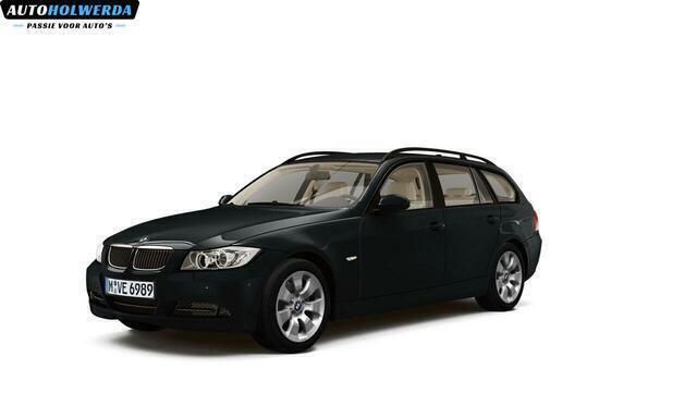 Zwart Gebruikt 2005 BMW 325 Stationwagen | € 12.950 - Afbeelding 1/1