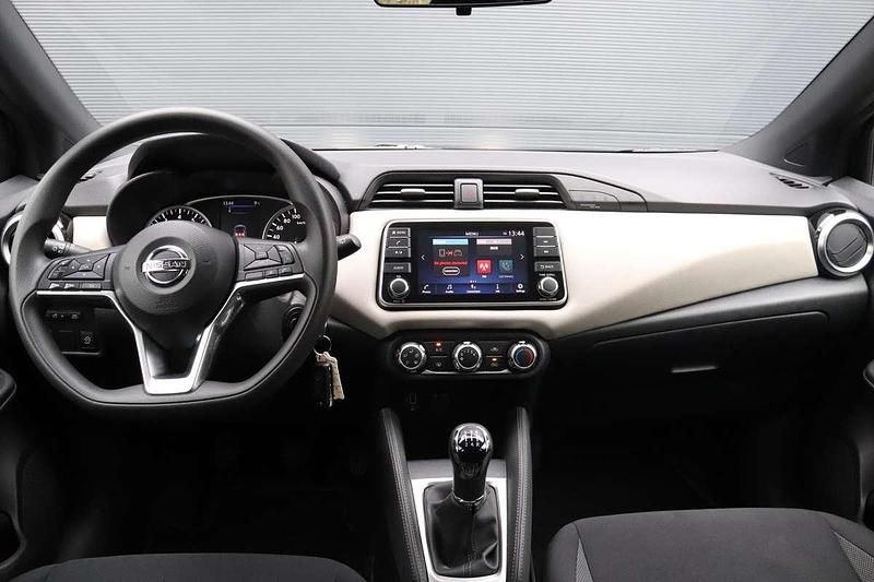 Occasion Nissan Micra Acenta 93 PK (68 kW) 2022 Zwart Hatchback