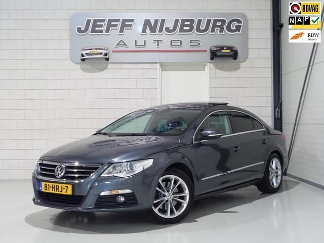 Grijs, metallic lak Gebruikt 2009 VW CC Sedan | € 7.999 (Eerlijke prijs) - Afbeelding 1/4