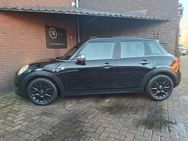 Occasion Mini Cooper Business 136 PK (100 kW) 2015 Zwart (metallic) Hatchback