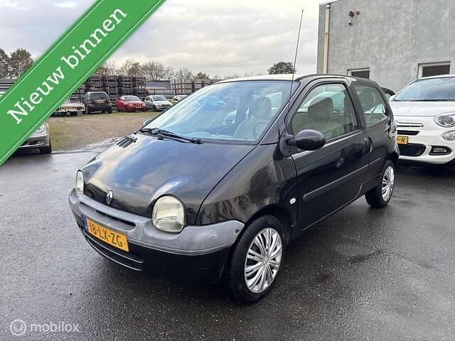 Zwart Gebruikt 2003 Renault Twingo Dynamique Hatchback | € 950 (Eerlijke prijs) - Afbeelding 1/4
