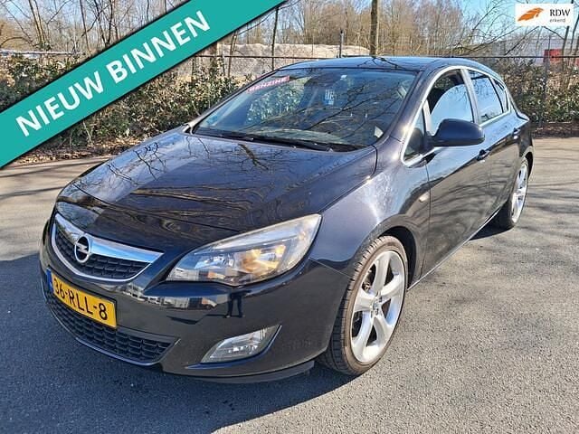 Occasion Opel Astra Sport 140 PK (102 kW) 2011 Zwart Hatchback
