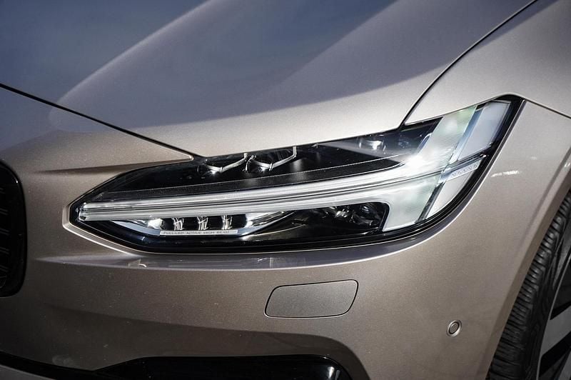 Occasion Volvo V90 Ultra 350 PK (257 kW) 2024 Grijs Stationwagen