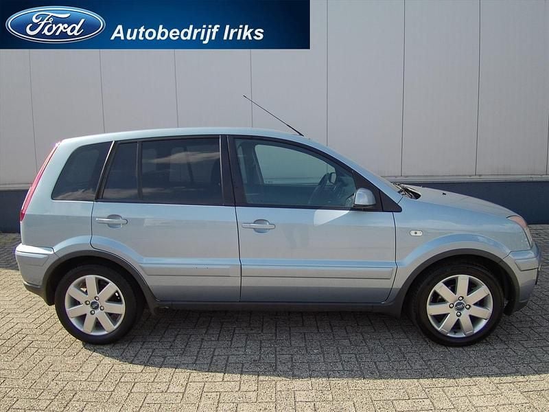 Occasion Ford Fusion 80 PK (58 kW) 2008 Grijs Hatchback