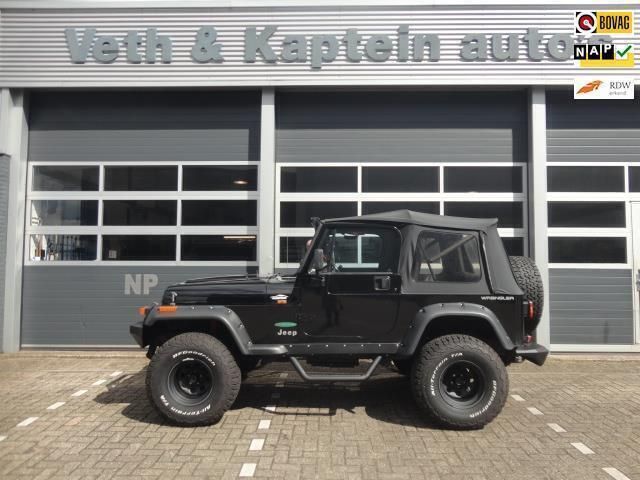 Zwart Gebruikt 1995 Jeep Wrangler SUV | € 17.500 - Afbeelding 1/4