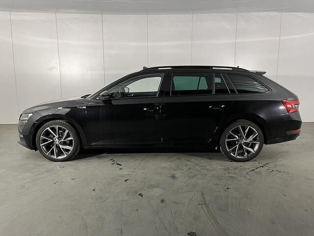 Occasion Skoda Superb SportLine 218 PK (160 kW) 2022 Zwart Stationwagen