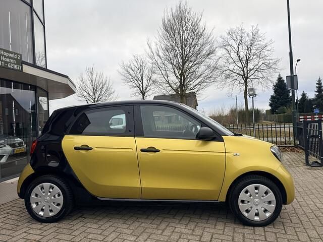 Occasion Smart ForFour Pure 71 PK (52 kW) 2016 Geel Hatchback
