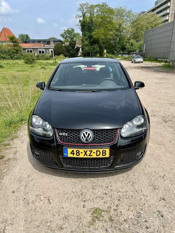 Zwart Occasion 2007 VW Golf Edition Sedan | € 6.500 (Super prijs) - Afbeelding 1/3