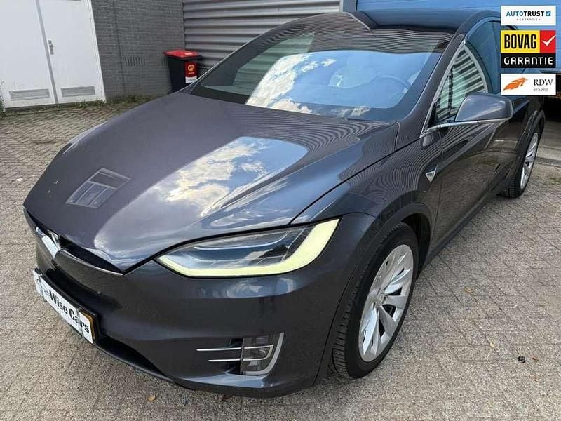 Grijs Gebruikt 2017 Tesla Model X SUV | € 28.450 (Super prijs) - Afbeelding 1/4