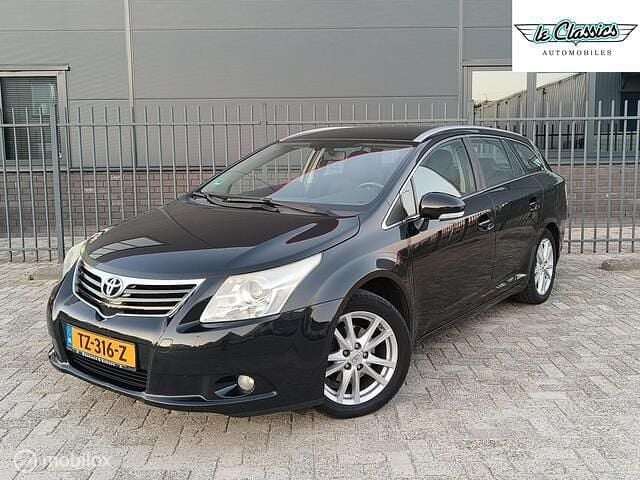 Zwart Occasion 2009 Toyota Avensis Stationwagen | € 5.298 (Eerlijke prijs) - Afbeelding 1/4