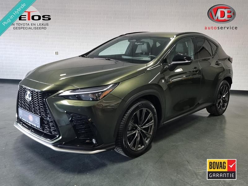 Groen Occasion 2022 Lexus NX450h+ Sport Line SUV | € 57.650 (Eerlijke prijs) - Afbeelding 1/4
