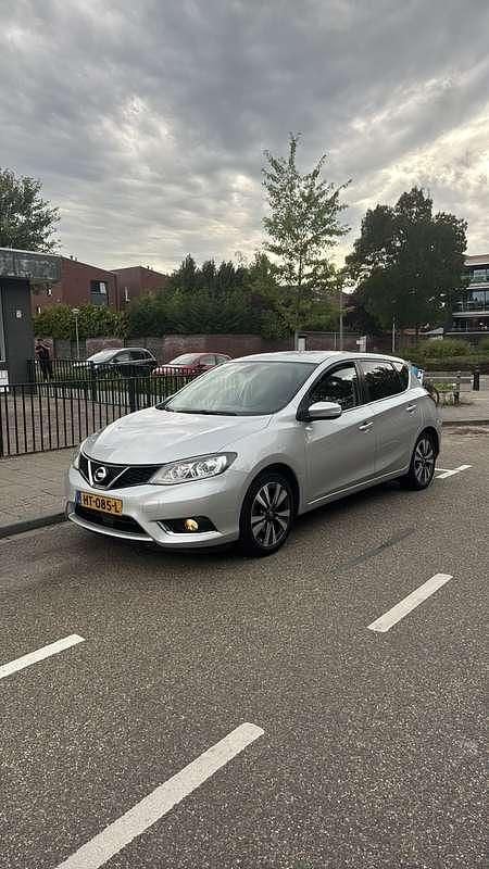 Grijs Gebruikt 2016 Nissan Pulsar S MPV | € 6.995 (Eerlijke prijs) - Afbeelding 1/4