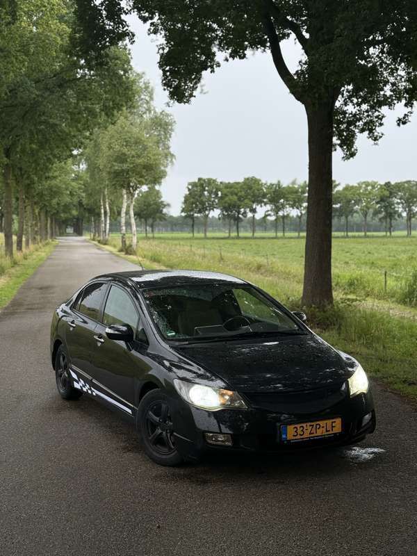 Gebruikt 2009 Honda Civic Comfort Sedan | € 4.750 (Eerlijke prijs) - Afbeelding 1/4