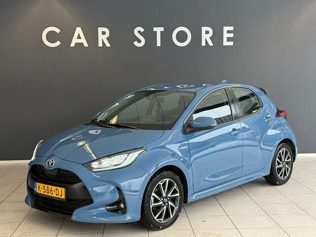 Occasion Toyota Yaris 93 PK (68 kW) 2020 Blauw Hatchback