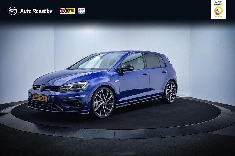 Blauw Gebruikt 2024 VW Golf VIII R Hatchback | € 31.125 (Super prijs) - Afbeelding 1/4