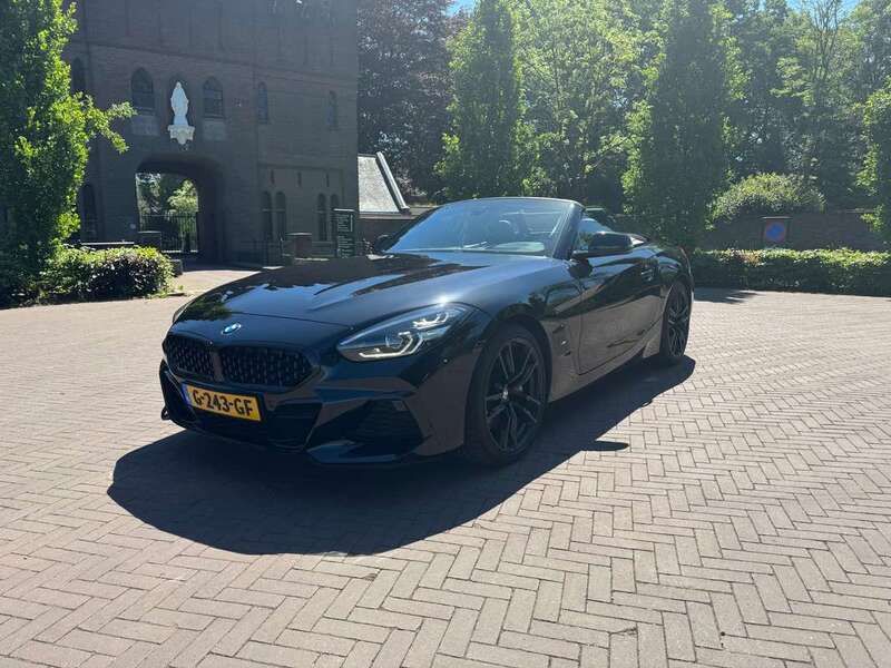 Zwart Gebruikt 2019 BMW Z4 Efficient Dynamics Cabriolet | € 38.880 (Eerlijke prijs) - Afbeelding 1/4
