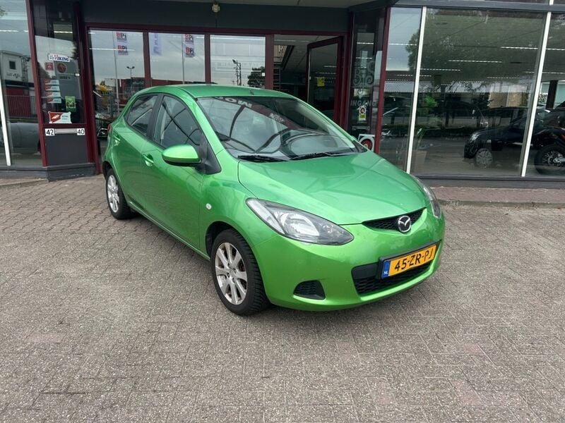 Groen Gebruikt 2008 Mazda 2 Touring Hatchback | € 2.999 (Eerlijke prijs) - Afbeelding 1/4