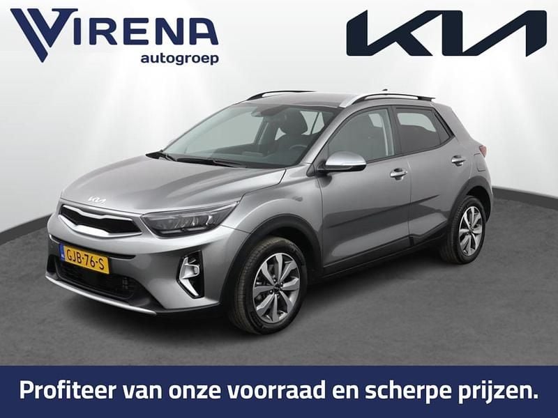 Grijs Occasion 2024 Kia Stonic SUV | € 21.950 (Goede deal) - Afbeelding 1/3