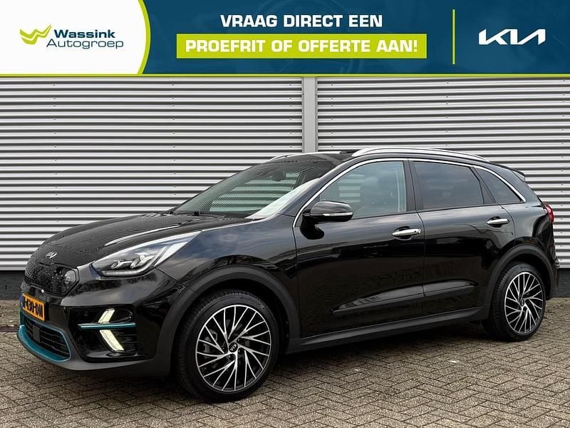 Zwart Gebruikt 2021 Kia e-Niro SUV | € 24.235 (Goede deal) - Afbeelding 1/4