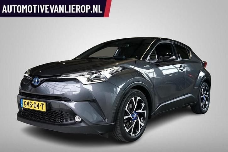 Grijs Gebruikt 2018 Toyota C-HR+ SUV | € 19.995 - Afbeelding 1/3