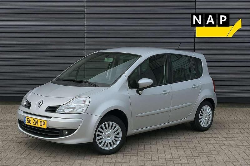 Grijs Gebruikt 2008 Renault Modus Dynamique MPV | € 3.150 (Eerlijke prijs) - Afbeelding 1/4
