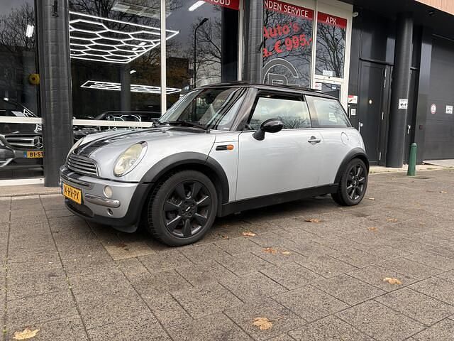 Grijs Gebruikt 2001 Mini Cooper Chili Hatchback | € 1.750 (Eerlijke prijs) - Afbeelding 1/4