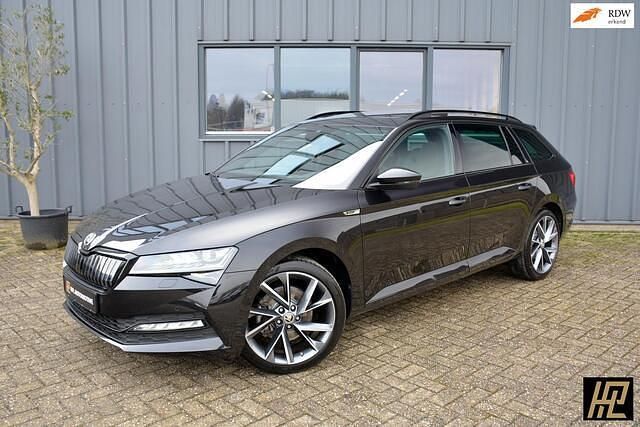 Occasion Skoda Superb Business Line 157 PK (115 kW) 2021 Zwart Stationwagen