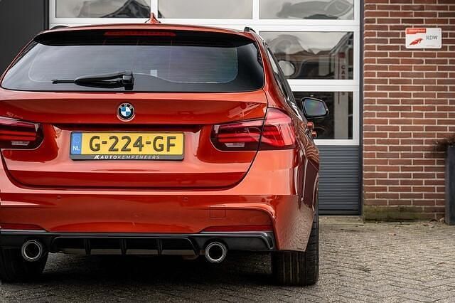 Occasion BMW 318 Performance 136 PK (100 kW) 2019 Oranje Stationwagen
