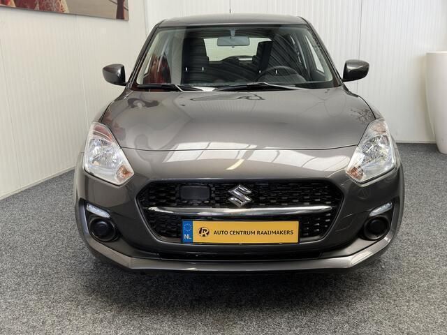Occasion Suzuki Swift Comfort 90 PK (66 kW) 2020 Grijs, metallic lak Hatchback
