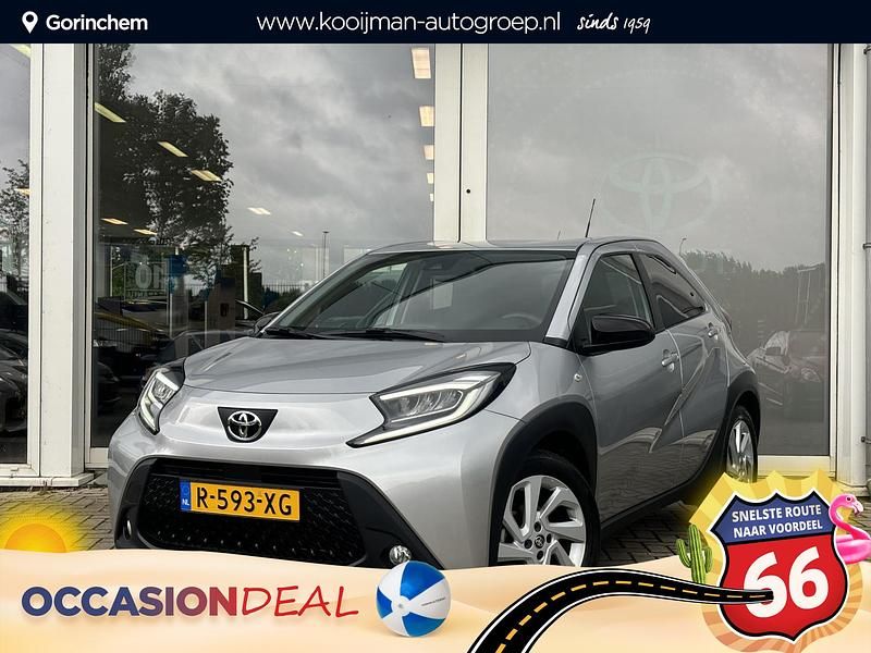 Grijs Gebruikt 2022 Toyota Aygo Hatchback | € 19.450 (Eerlijke prijs) - Afbeelding 1/4