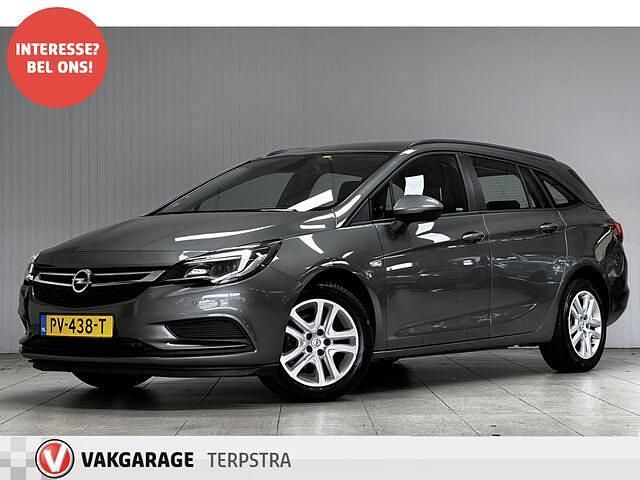 Grijs Gebruikt 2017 Opel Astra Edition Stationwagen | € 6.995 (Eerlijke prijs) - Afbeelding 1/4