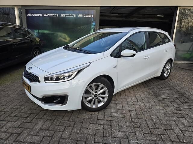 Wit (metallic) Occasion 2018 Kia Ceed Sportswagon Stationwagen | € 9.999 (Eerlijke prijs) - Afbeelding 1/4
