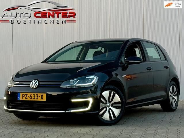 Zwart Gebruikt 2017 VW e-Golf Hatchback | € 9.950 (Eerlijke prijs) - Afbeelding 1/4