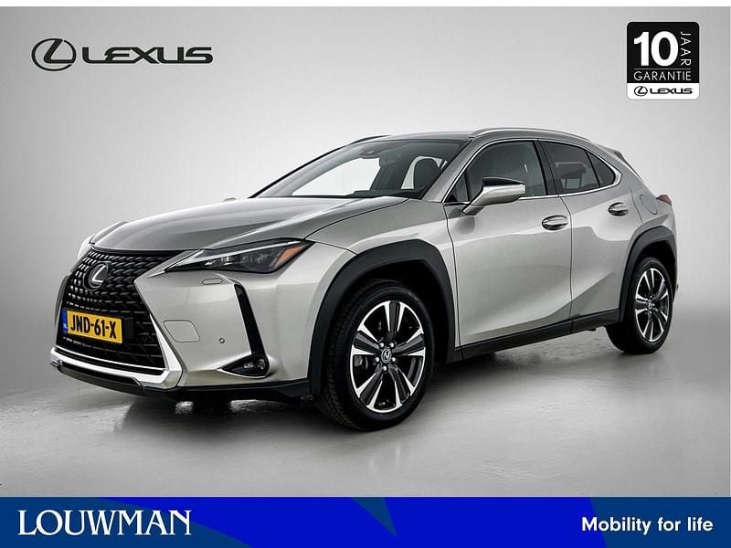 Grijs Occasion 2024 Lexus UX Business Edition SUV | € 43.400 (Duur) - Afbeelding 1/4