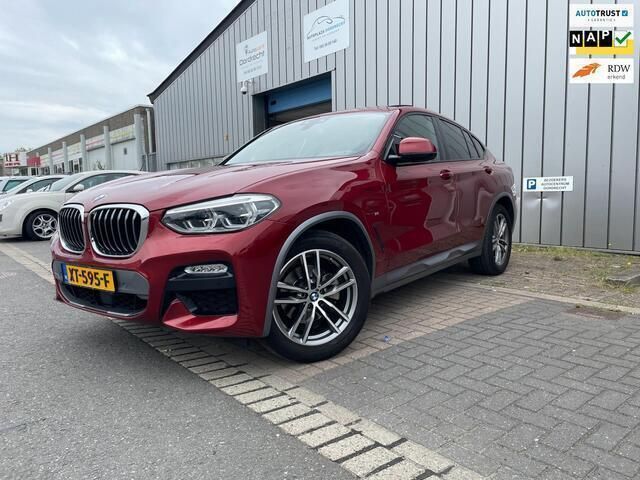 Rood Gebruikt 2018 BMW X4 Executive SUV | € 37.845 - Afbeelding 1/4