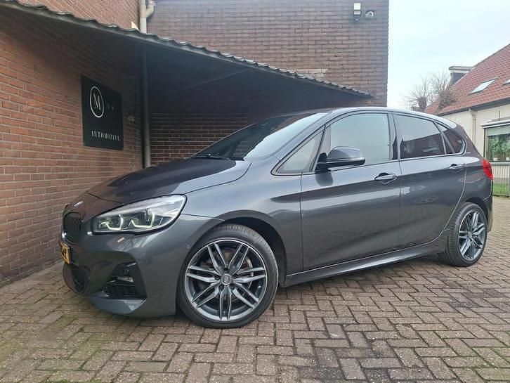 Occasion 2018 BMW 220 Executive Stationwagen | € 20.440 (Eerlijke prijs) - Afbeelding 1/4