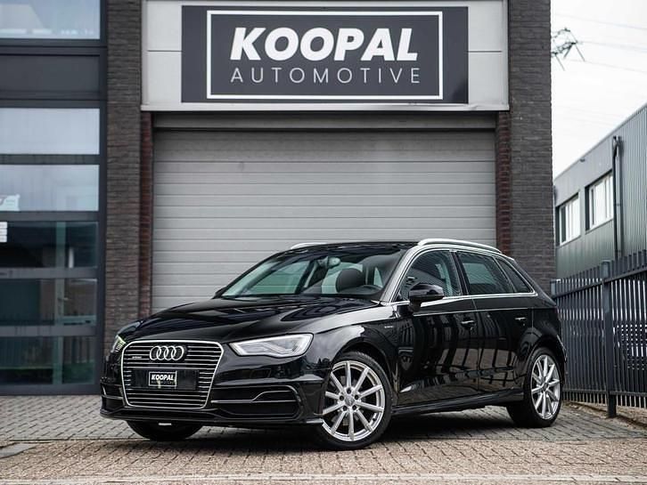 Gebruikt 2015 Audi e-tron Proline SUV | € 12.940 - Afbeelding 1/1