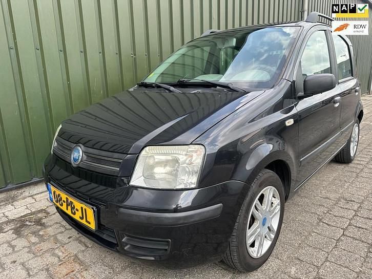 Gebruikt 2004 Fiat Panda Emotion | € 1.799 - Afbeelding 1/1