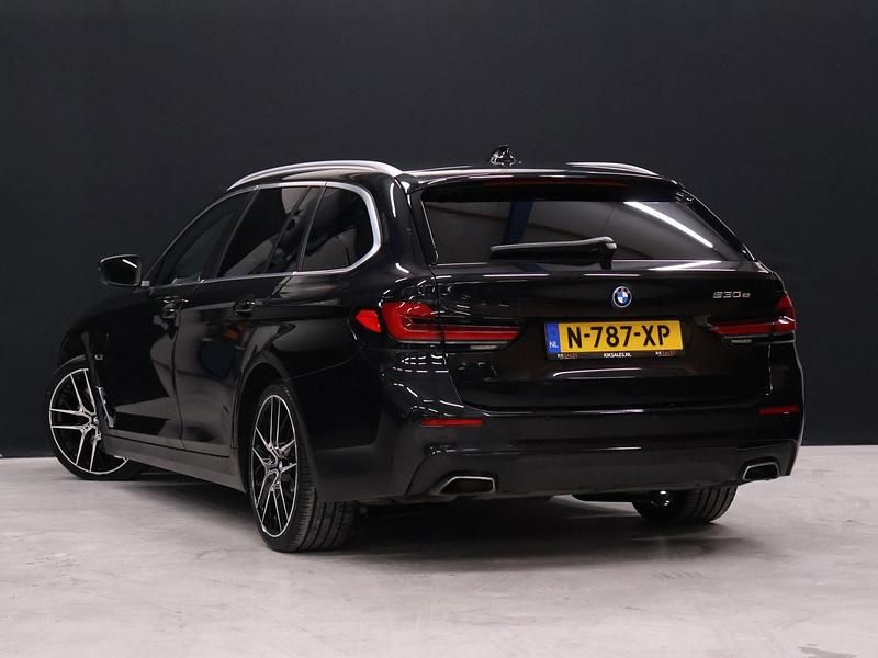 Occasion BMW 530 293 PK (215 kW) 2022 Zwart Stationwagen