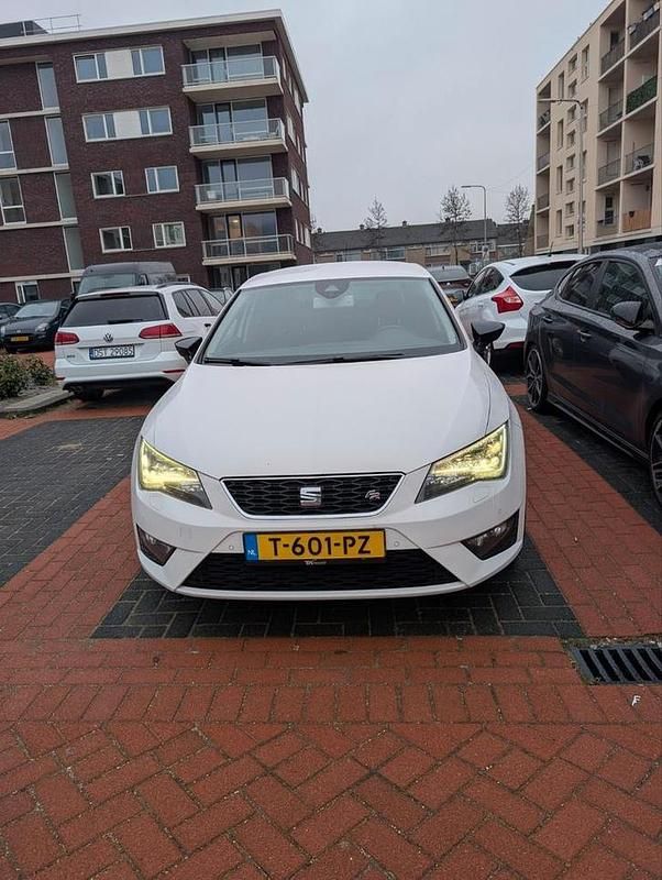 Occasion 2013 Seat Leon | € 8.950 (Super prijs) - Afbeelding 1/4