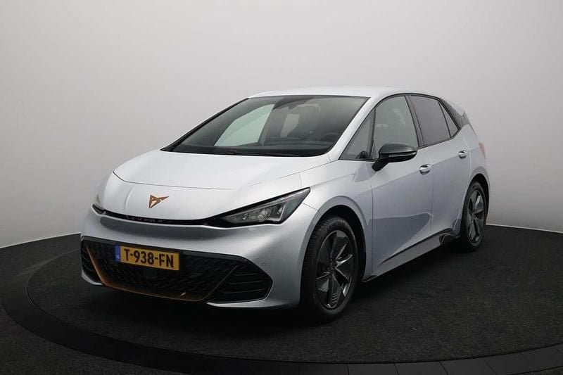 Grijs Gebruikt 2023 Cupra Born Hatchback | € 26.950 (Eerlijke prijs) - Afbeelding 1/4