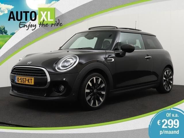 Zwart Gebruikt 2021 Mini Cooper Classic Hatchback | € 22.940 (Eerlijke prijs) - Afbeelding 1/4