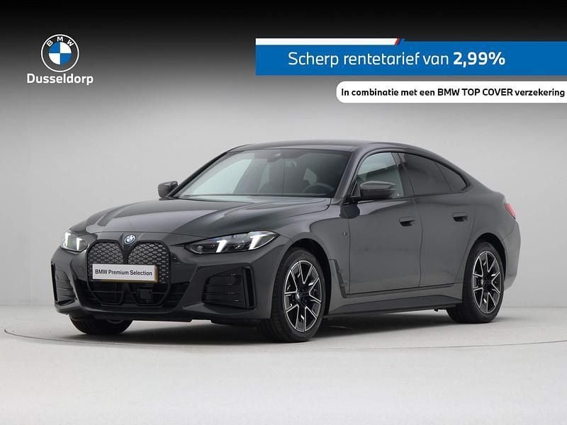 Grijs Gebruikt 2025 BMW i4 M Sport Sedan | € 51.950 (Eerlijke prijs) - Afbeelding 1/4