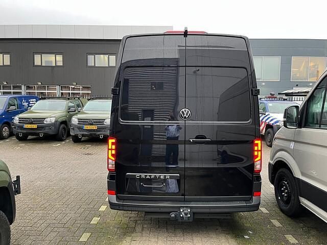 Occasion VW Crafter Trendline 140 PK (102 kW) 2024 Zwart Van
