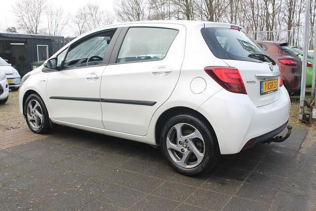 Occasion Toyota Yaris 75 PK (55 kW) 2014 Wit Hatchback