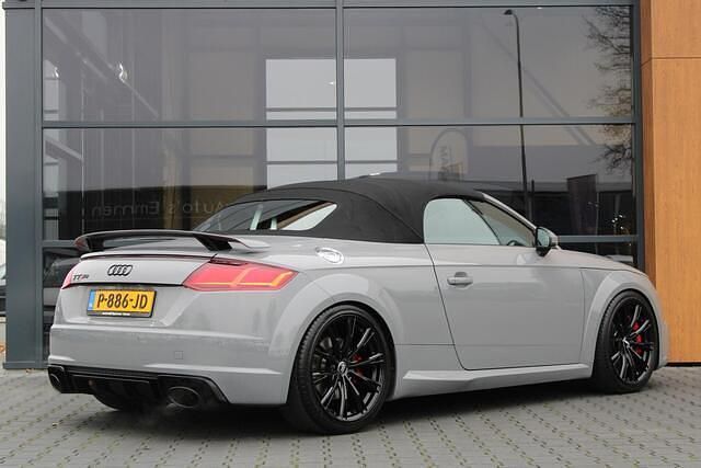 Occasion Audi TT Roadster Design 400 PK (294 kW) 2018 Grijs Cabriolet