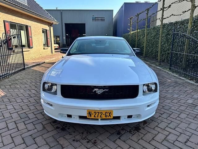 Occasion Ford Mustang 214 PK (157 kW) 2006 Wit (metallic) Coupé