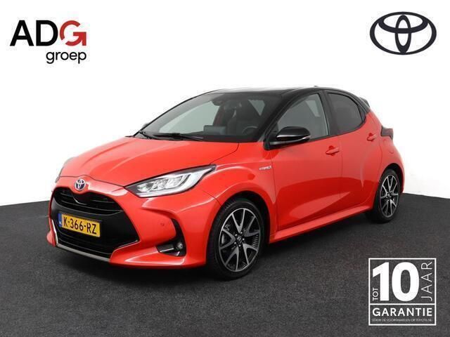 Rood Gebruikt 2021 Toyota Yaris Edition Hatchback | € 22.950 (Eerlijke prijs) - Afbeelding 1/4
