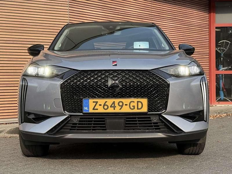 Occasion DS Automobiles DS3 Crossback Performance 131 PK (96 kW) 2024 Grijs SUV