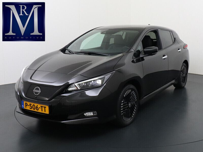 Zwart, metallic lak Gebruikt 2022 Nissan Leaf Tekna Hatchback | € 20.899 (Eerlijke prijs) - Afbeelding 1/4